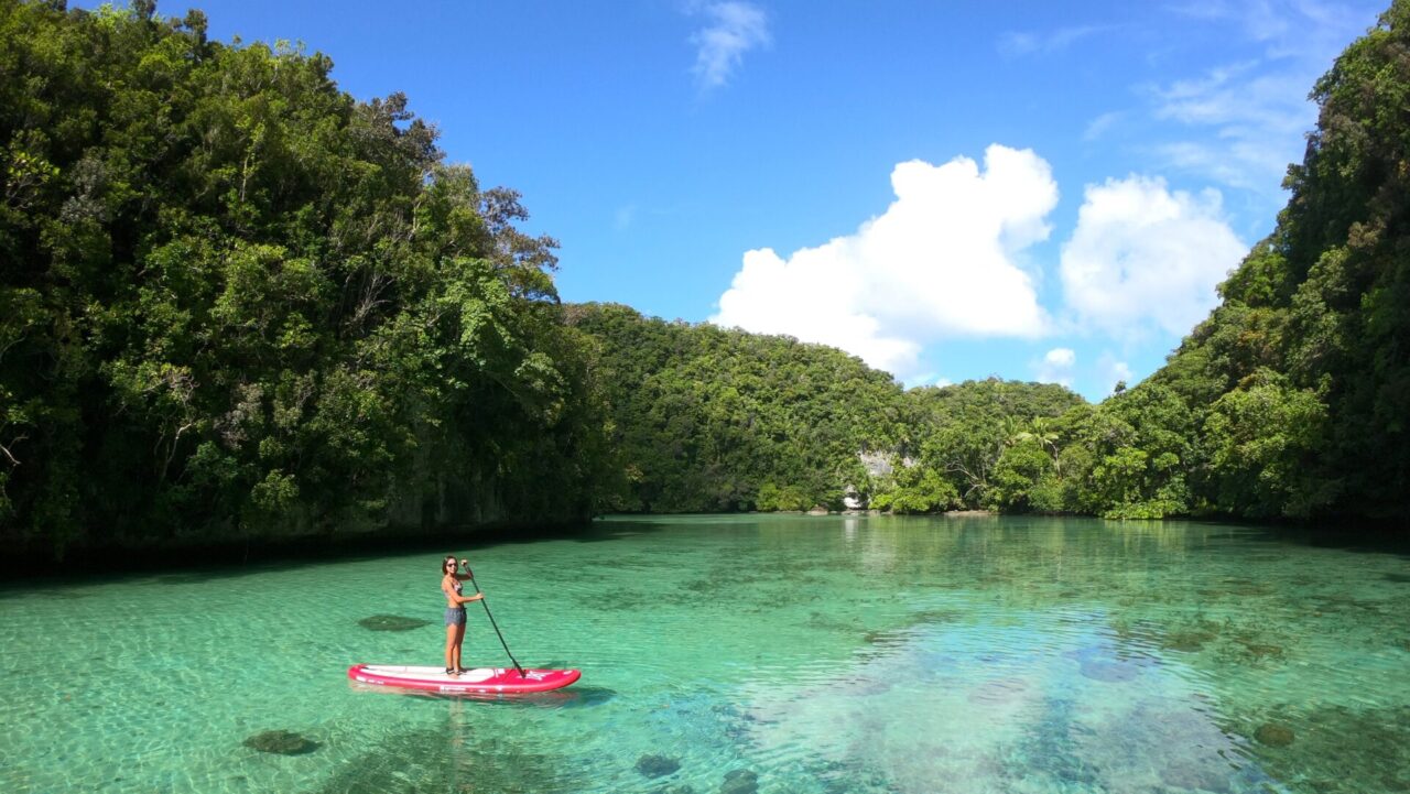 Customers enjoying stand-up paddle (Sup) in Marine Lake